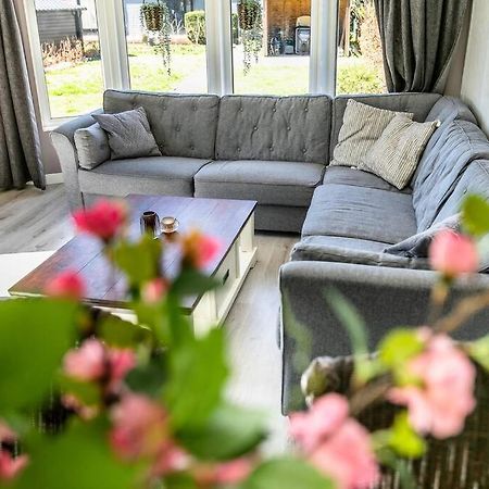 4-Pers. Chalet Met Eigen Parkeerplaats In Veluwe Villa Putten Exteriör bild