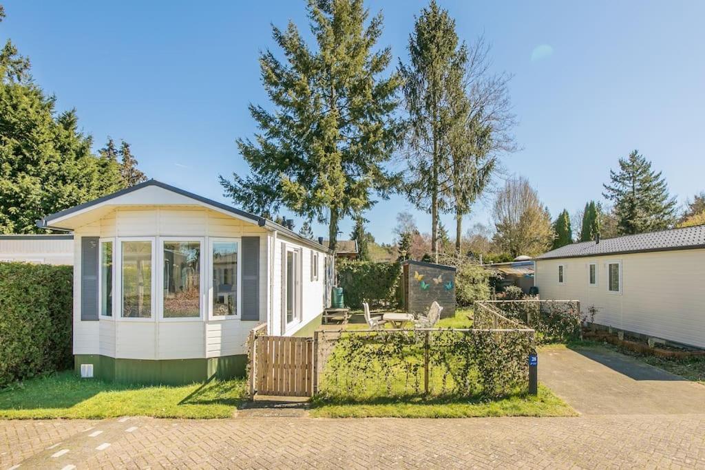 4-Pers. Chalet Met Eigen Parkeerplaats In Veluwe Villa Putten Exteriör bild